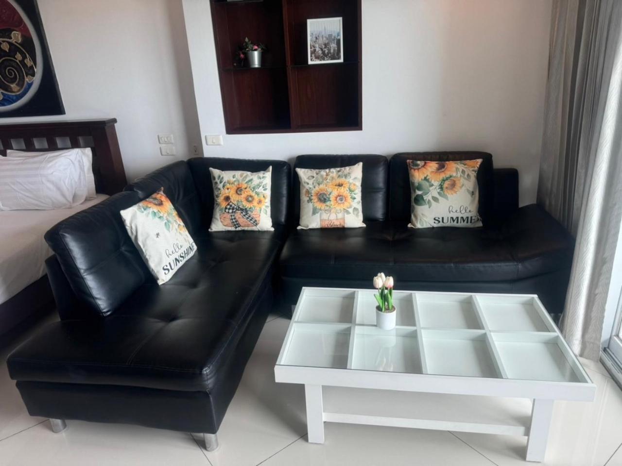 View Talay 6 Pattaya Beach Apartment By Honey Eksteriør billede