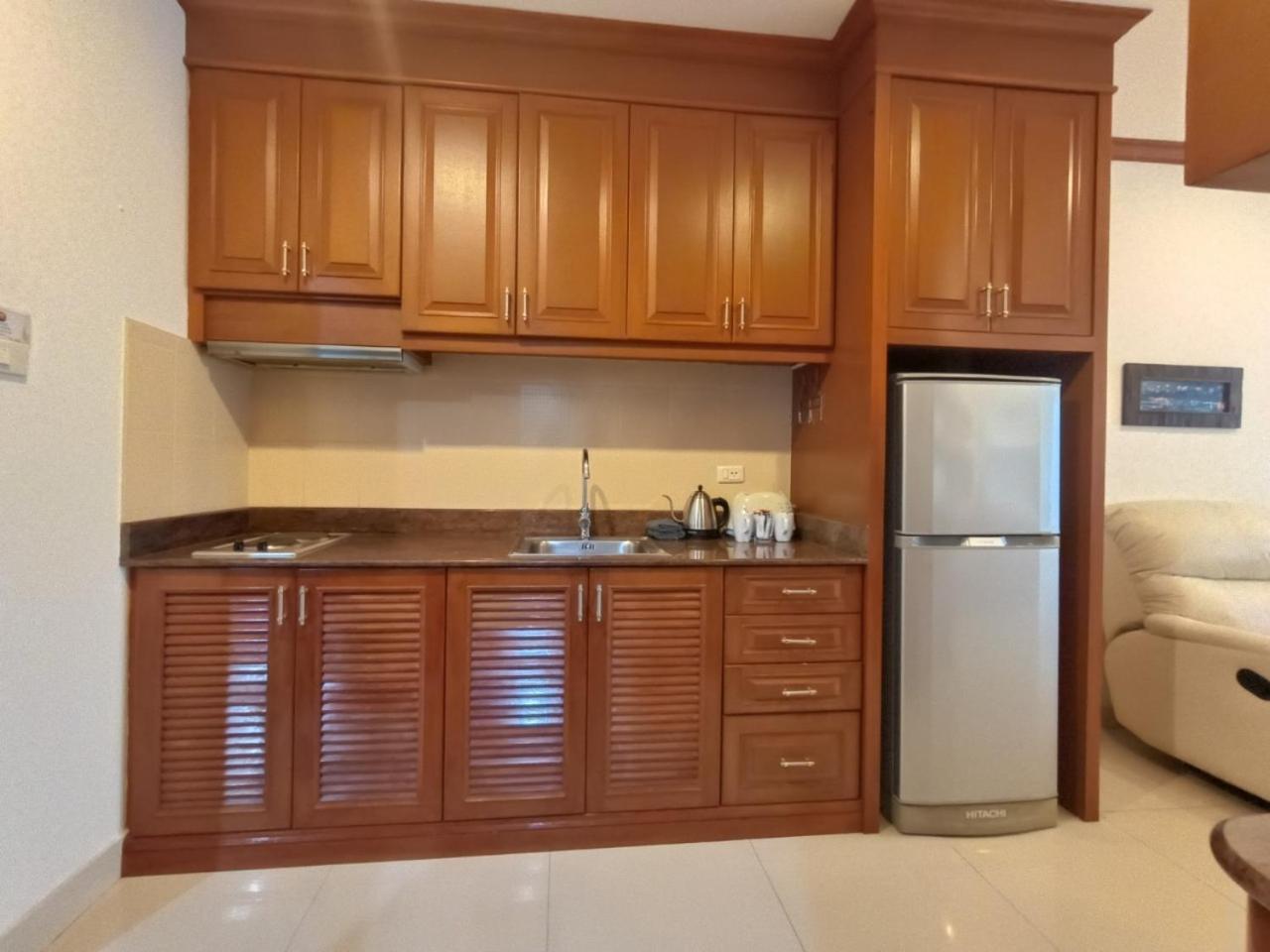View Talay 6 Pattaya Beach Apartment By Honey Eksteriør billede