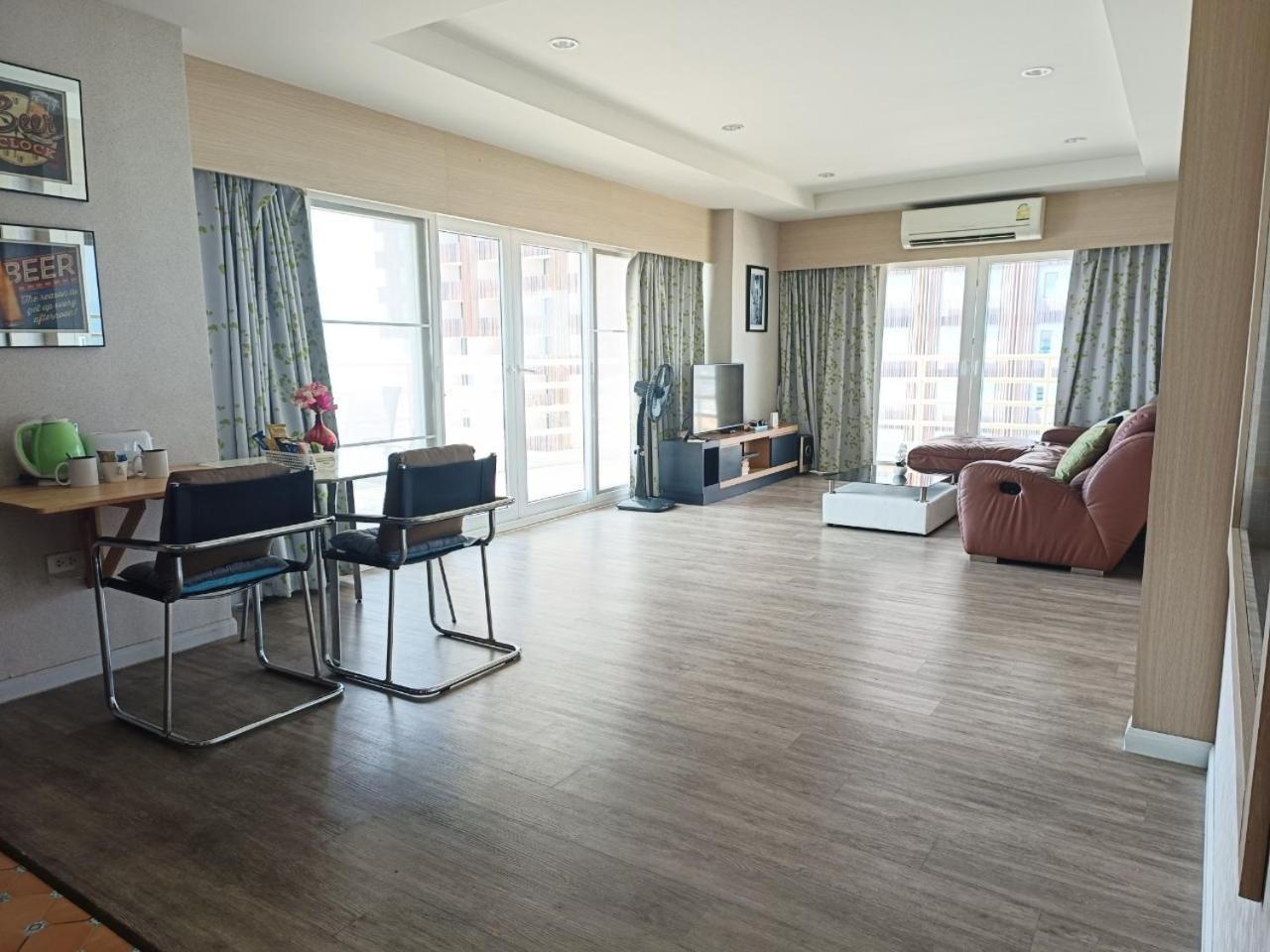 View Talay 6 Pattaya Beach Apartment By Honey Eksteriør billede